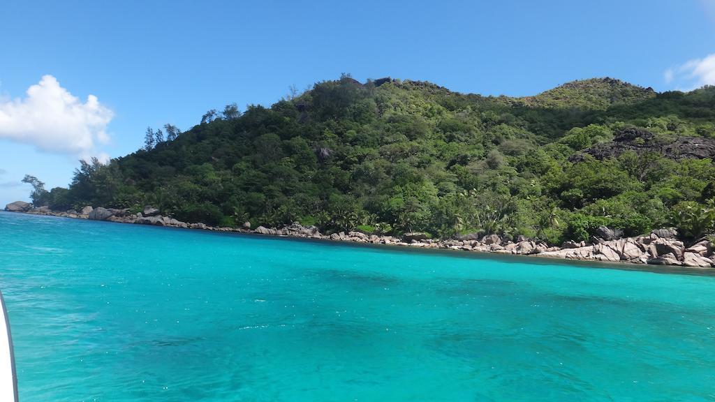 Le Port Guest House Baie Sainte Anne Εξωτερικό φωτογραφία